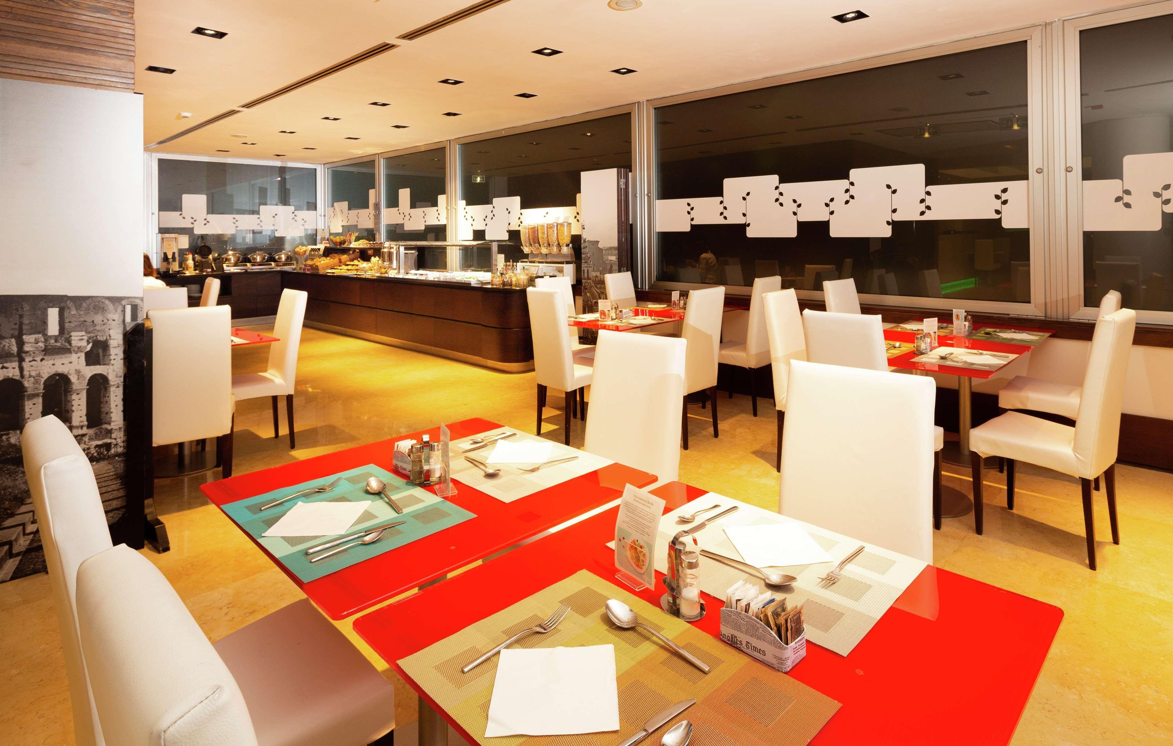Hilton Garden Inn Rome Claridge Esterno foto