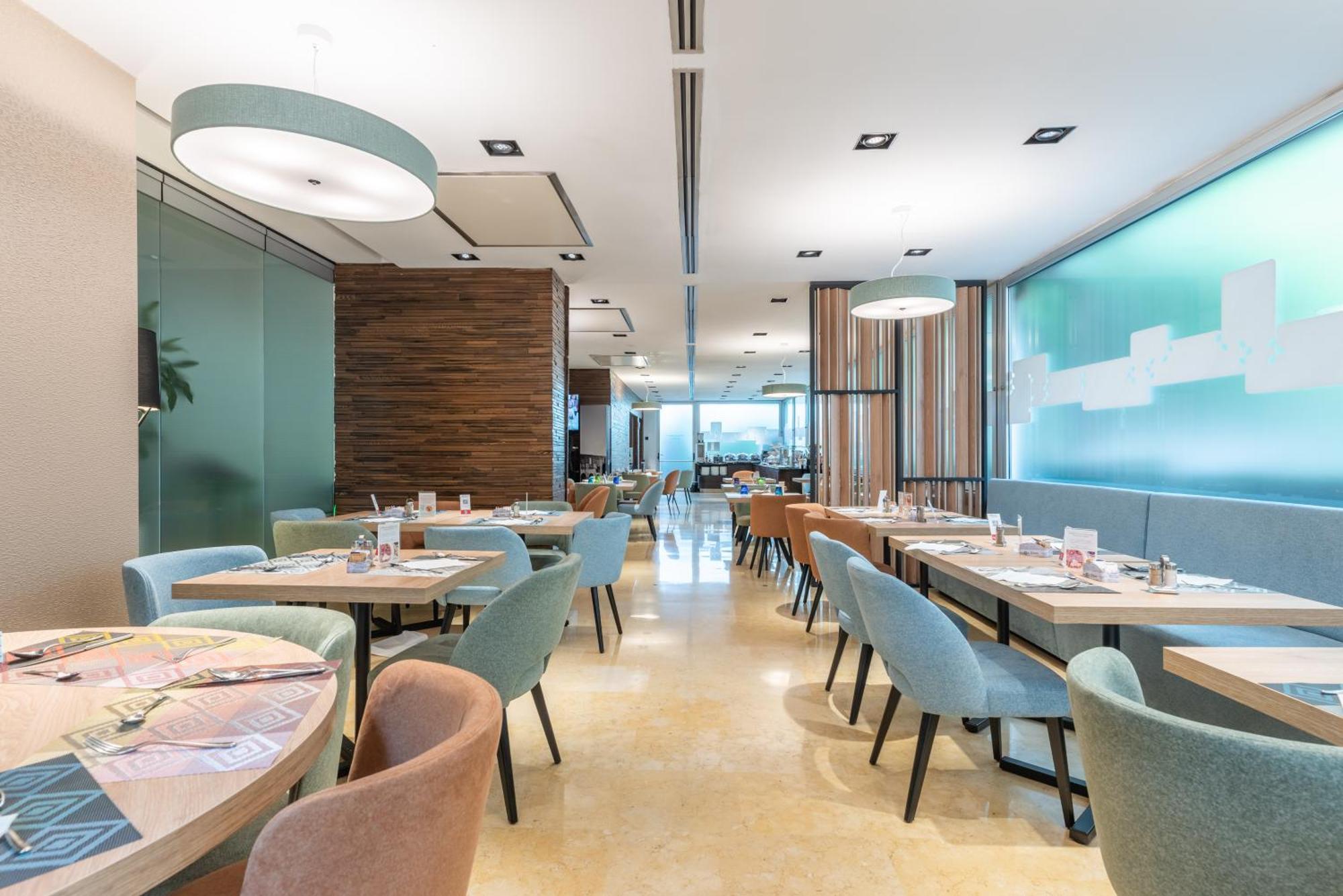 Hilton Garden Inn Rome Claridge Esterno foto