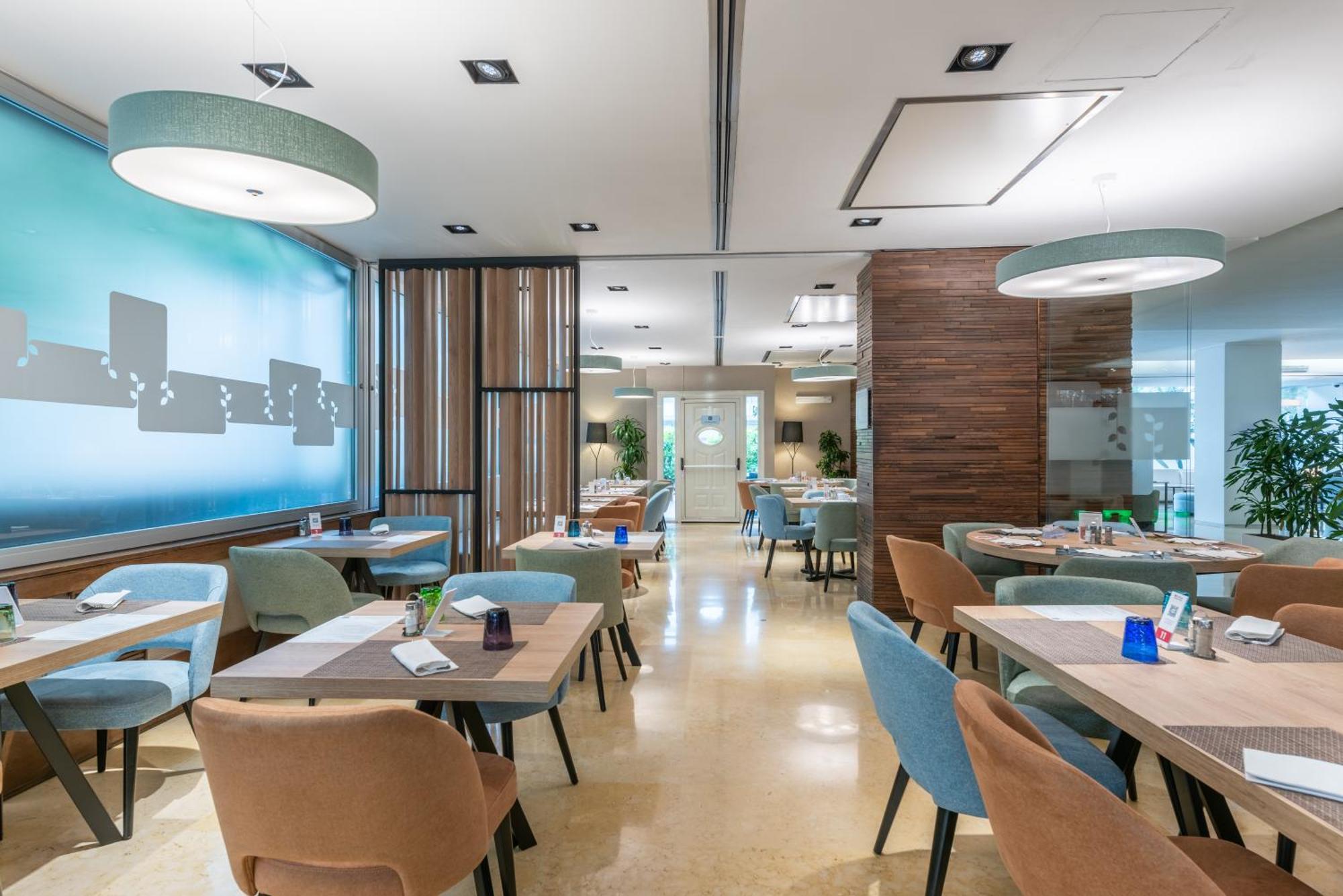 Hilton Garden Inn Rome Claridge Esterno foto
