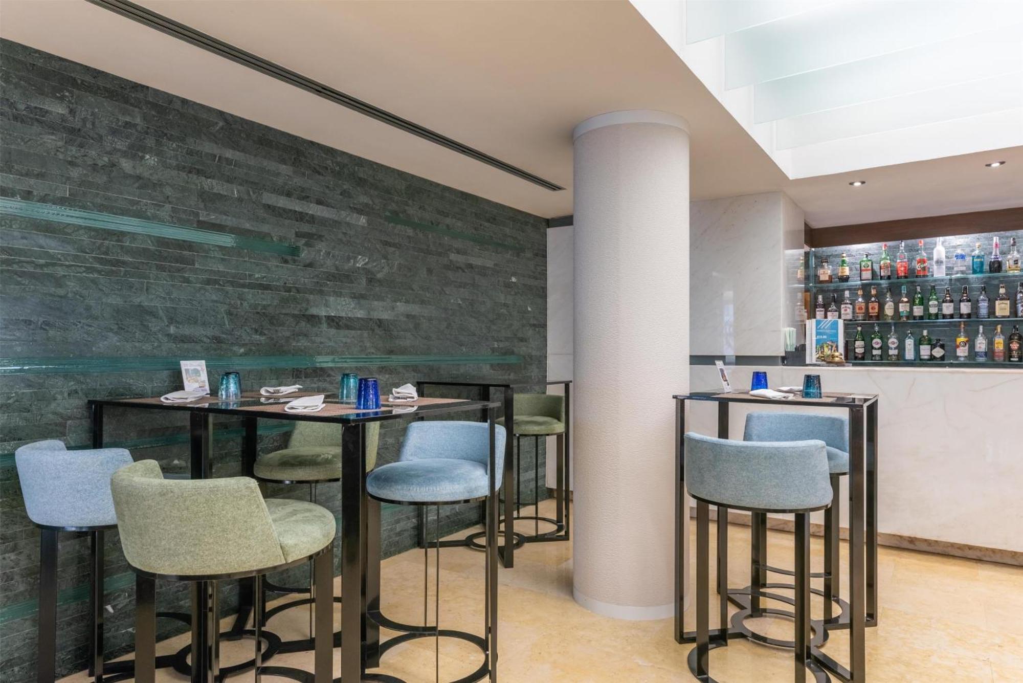 Hilton Garden Inn Rome Claridge Esterno foto